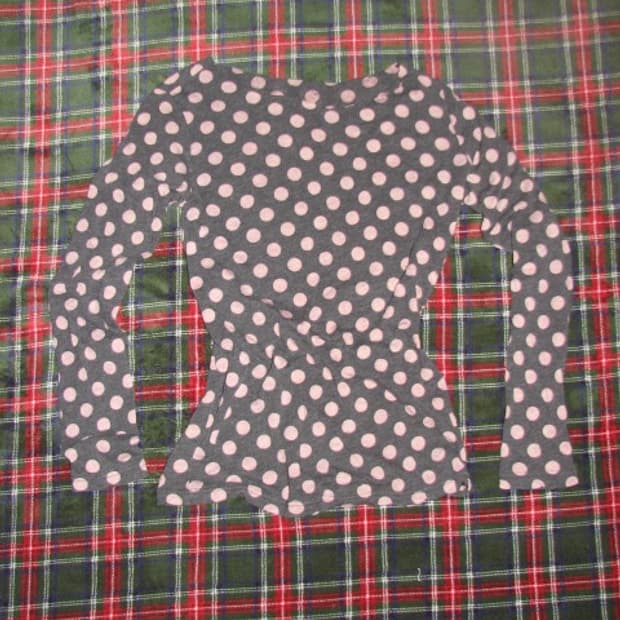 빈티지 도트 롱 슬리브리스