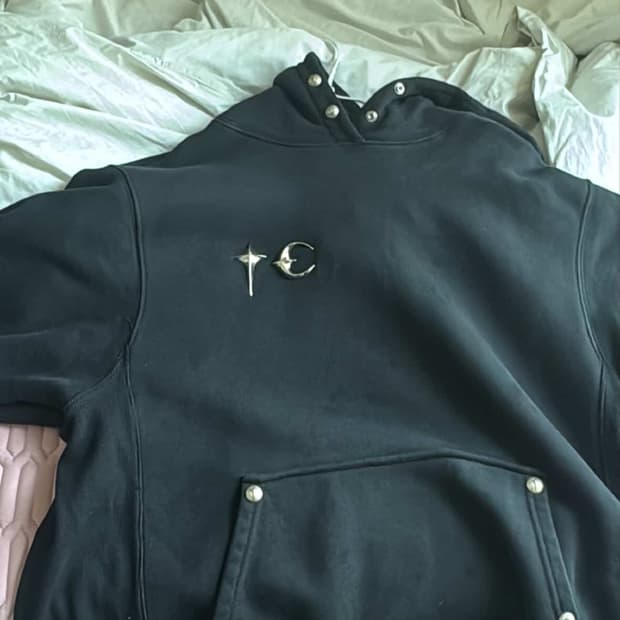 떠그클럽 후드티 2