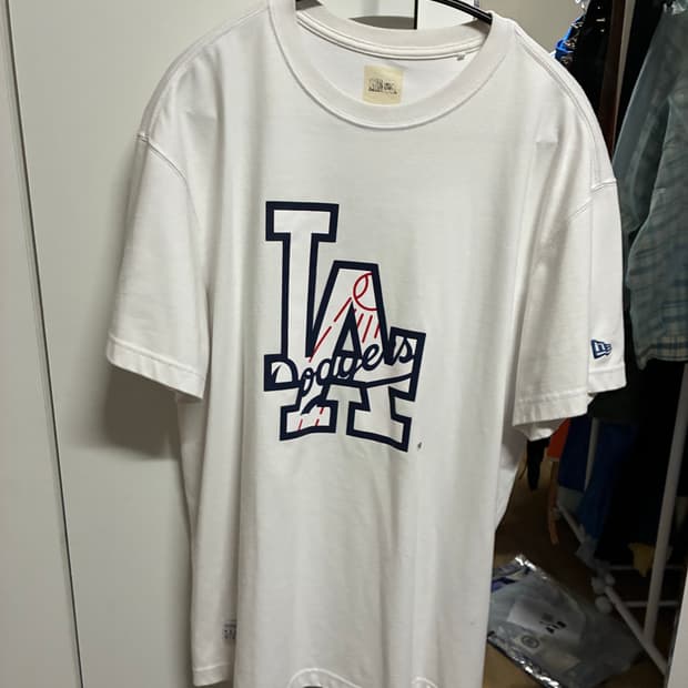 뉴에라 LA 반팔티 XL/105