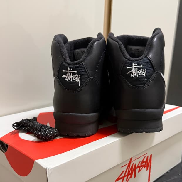 나이키x스투시 에어 발토로 285