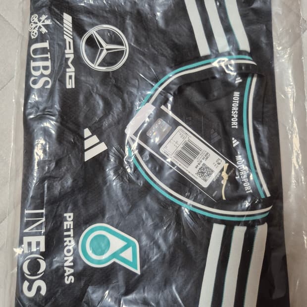 아디다스 메르세데스 AMG F1 반팔 티셔츠 블랙
