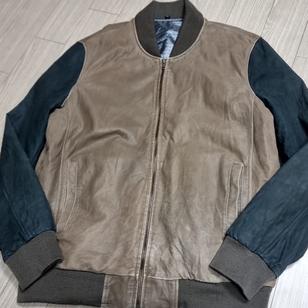 한국제 양가죽 빈티지 배색 가죽 봄버 자켓(100-105)
