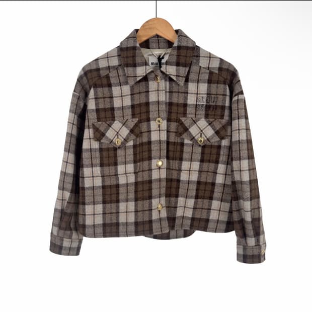 [40] 미우미우 여성 로고 체크 크롭 블루종 자켓 코코아 브라운