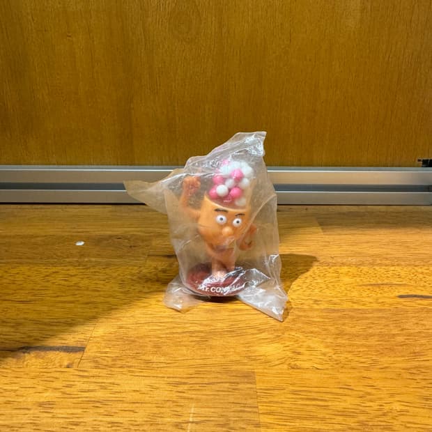 MR.CONTAC Mini Figure