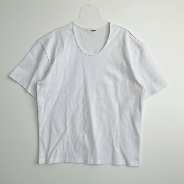 A2 자바나스 화이트 U넥 반팔 티셔츠 XL사이즈