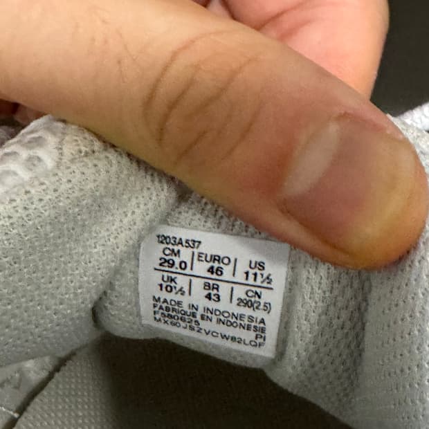 (290) 아식스 젤카야노14 실버 그레이