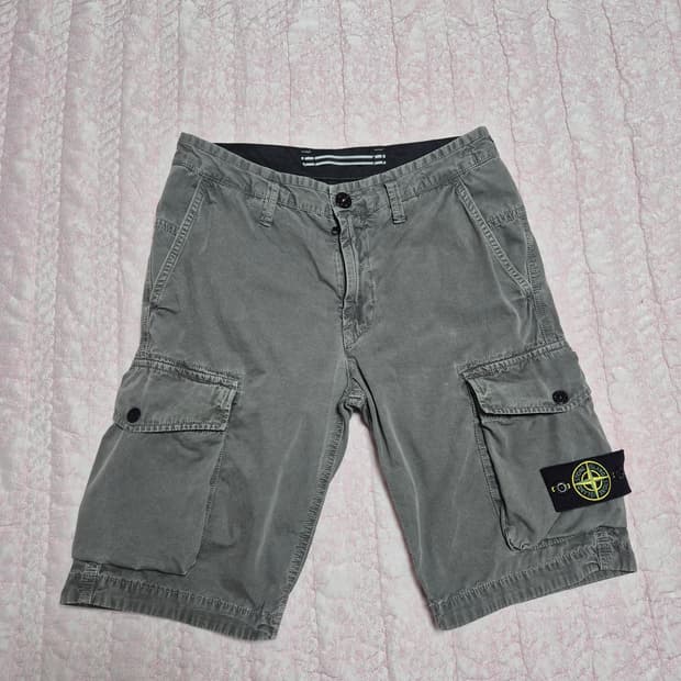 정품 28-29-S 한글택 스톤아일랜드 카고반바지 그레이