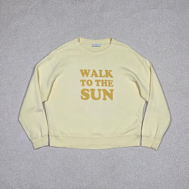 [산드로] WALK TO THE SUN 레터링 맨투맨 | A00340