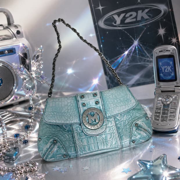 긱시크💎//메트로시티 Y2K 스카이블루 파이톤 엠보 체인 숄더백