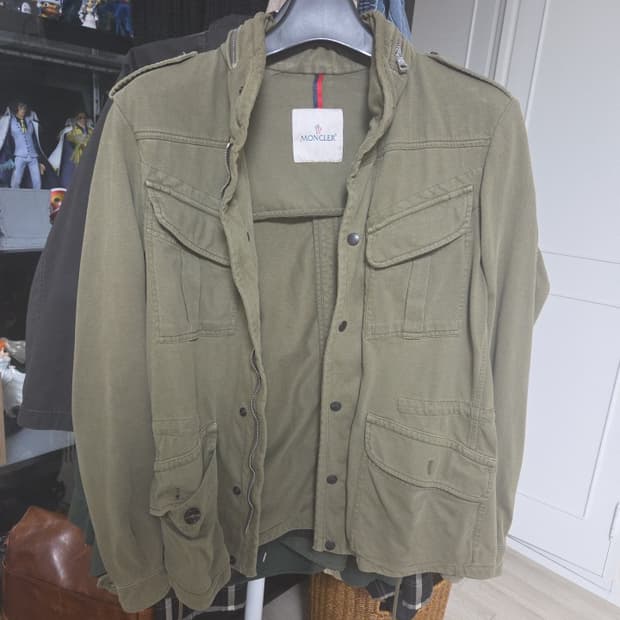 몽클레어 환절기 코튼자켓 Garment Dye