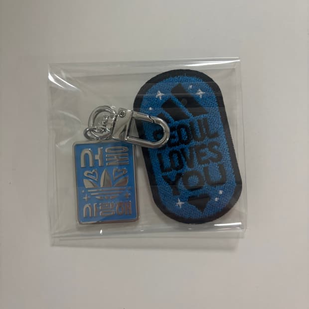 아디다스 서울 키링 + 와펜 아디클럽