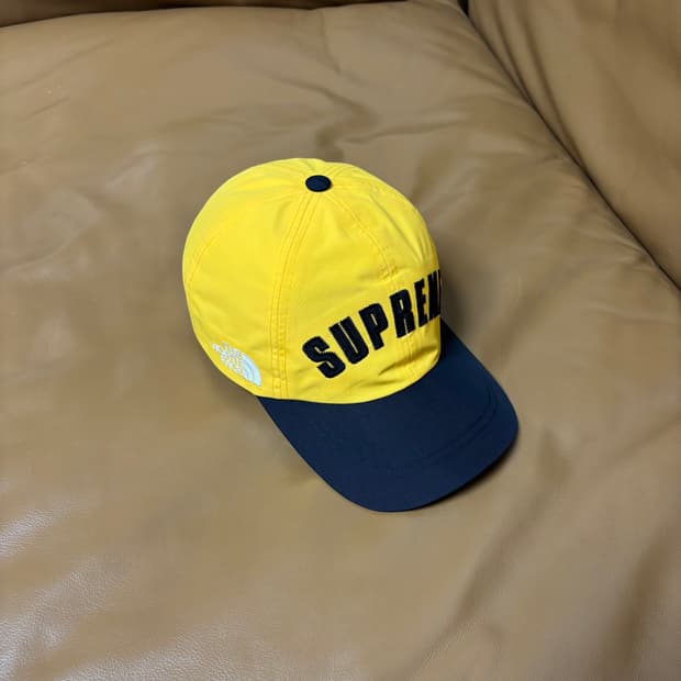 Supreme 슈프림x노스페이스 고어텍스 아크로고 6패널 볼캡 모자
