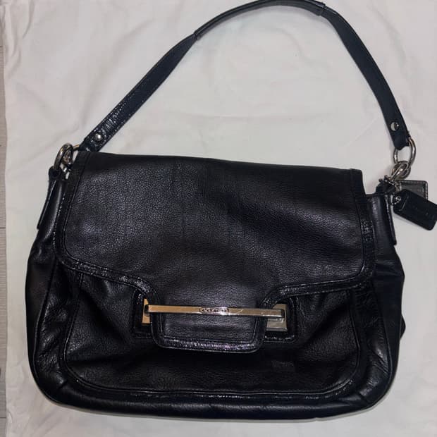 코치 taylor flap bag