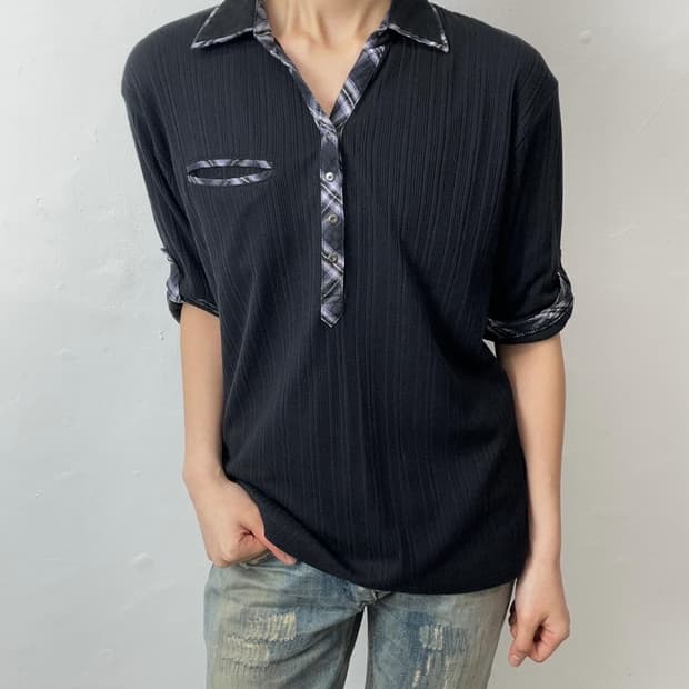 Ribbed Layered Check Sleeve