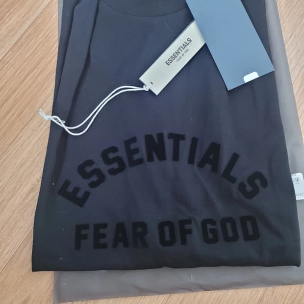 에센셜 피어오브갓 더 블랙 컬렉선 xxxs 실제 L사이즈정도