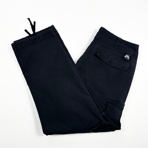 34 나이키 sb 립스탑 더블포켓 카고팬츠 블랙