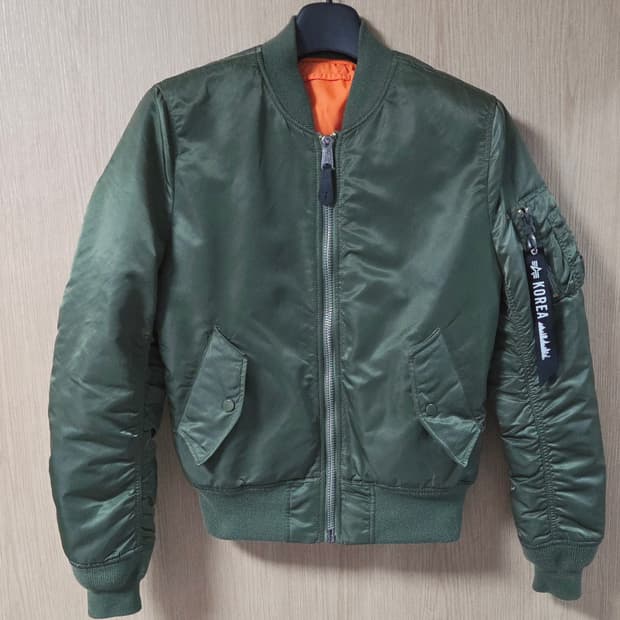 (착샷) 알파인더스트리 ma-1 세이지