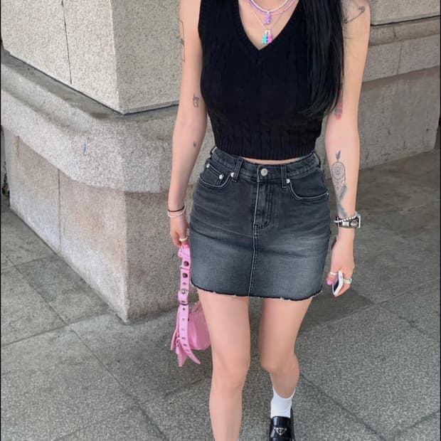 페일제이드 다크블루워싱 데님 미니스커트 