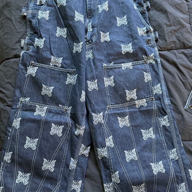 니들스 빠삐용 에이프런 데님팬츠 L사이즈 판매합니다.