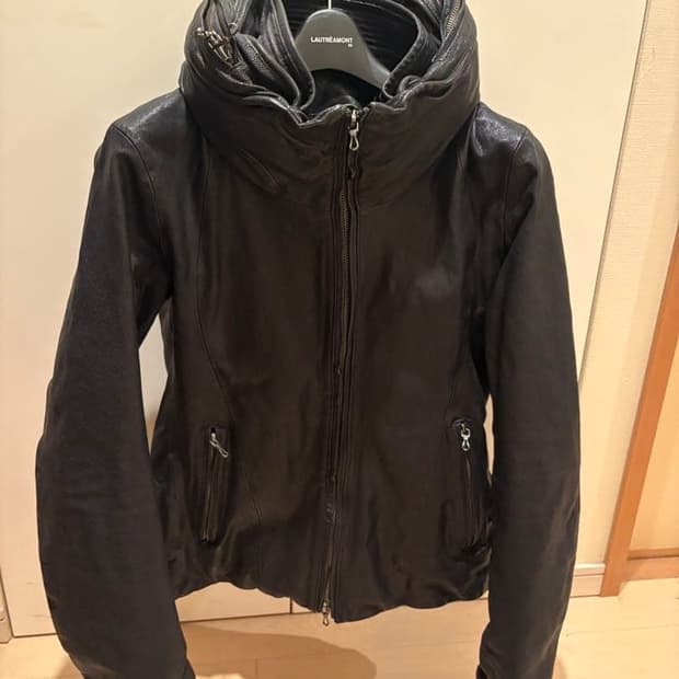 G.O.A 구해요)고아 가죽 자켓 후드