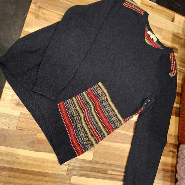 (마지막특가) 써스데이아일랜드 에스닉패턴 니트 L