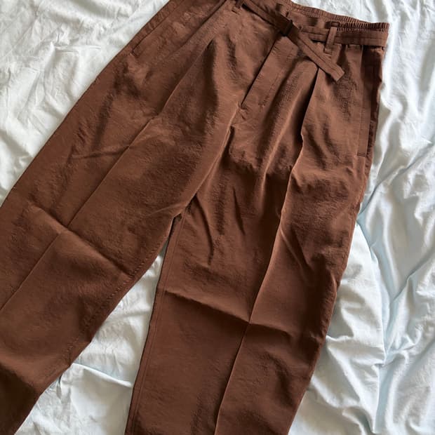 르메르 드라이실크 벨티드 팬츠