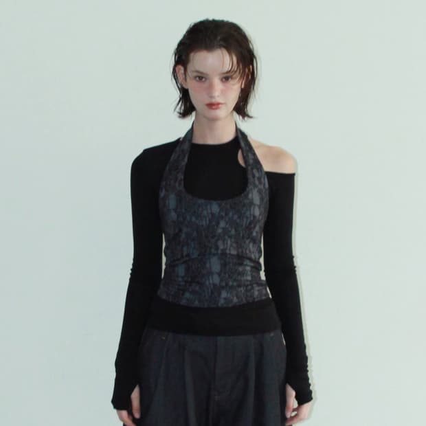 아가모스 HAGAMOS 슬리브리스 티셔츠