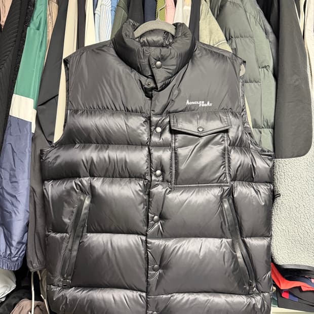 [3] 몽클레어 x 프라그먼트 패딩 조끼 베스트