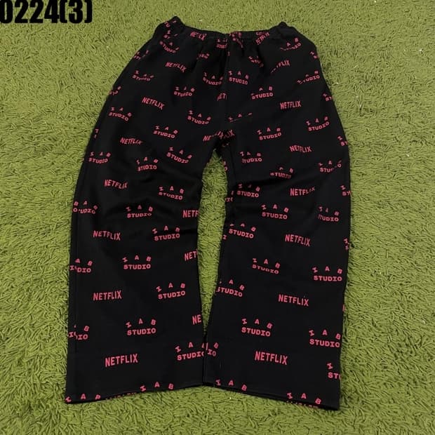 아이앱스튜디오 X 넷플리스 파자마 팬츠