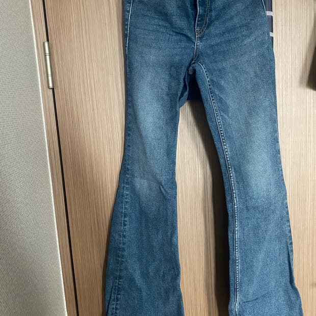 H&M 부츠컷 청바지