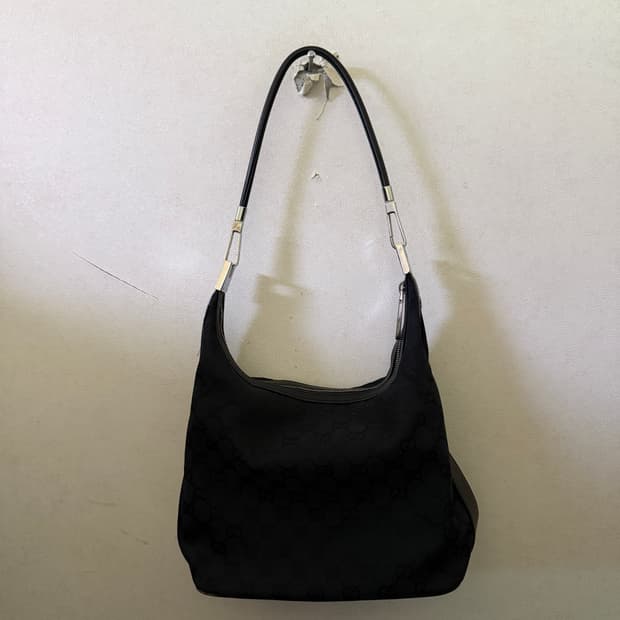 구찌 클레식 GG로고 숄더백 