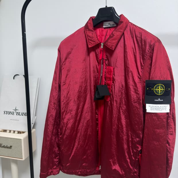 [새상품, XL] 스톤아일랜드 프리마로프트 나일론 메탈 오버셔츠 레드