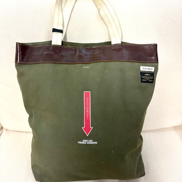 BLANKOF의 튼튼한 캔버스 토트백