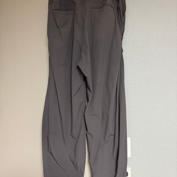 산산기어 사이드 스냅팬츠 애쉬 브라운