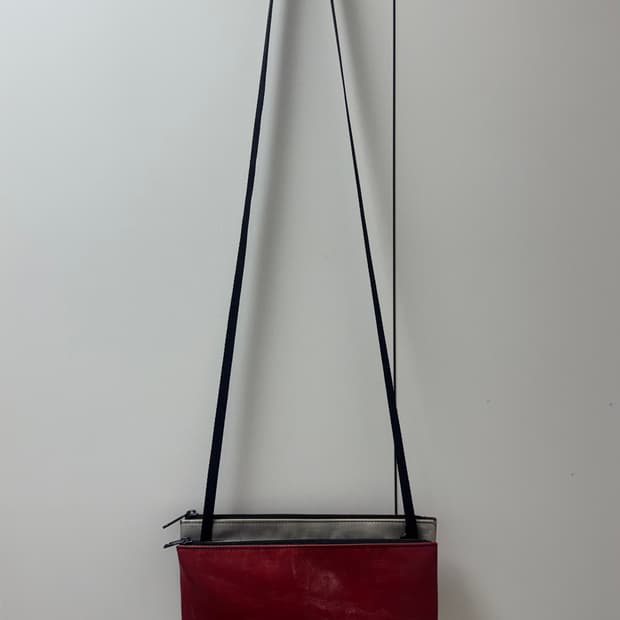 프라이탁 F271 마시쿠라 레드/실버 크로스백