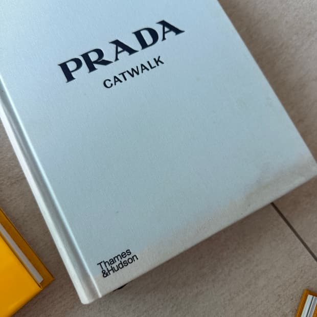 PRADA CATWALK 패션북