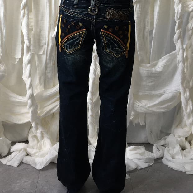 Back pocket point denim pants