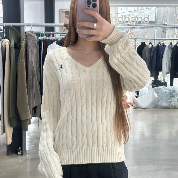 폴로랄프로렌 브이넥 케이블 니트 아이보리