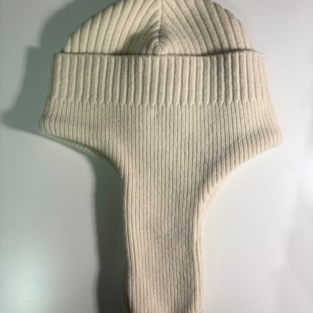 STU 이어플립 비니