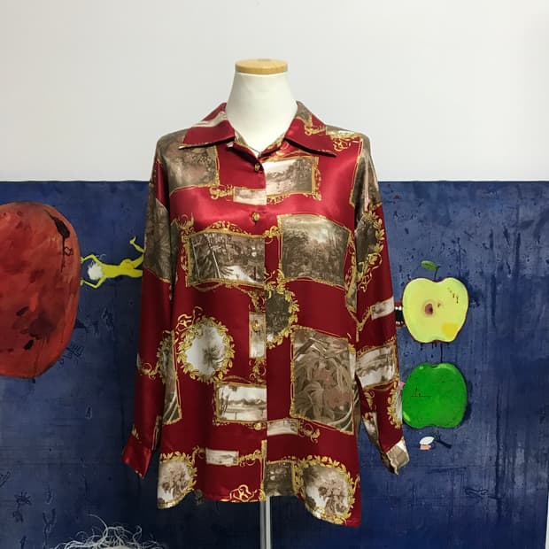 B8) Japan vintage blouse