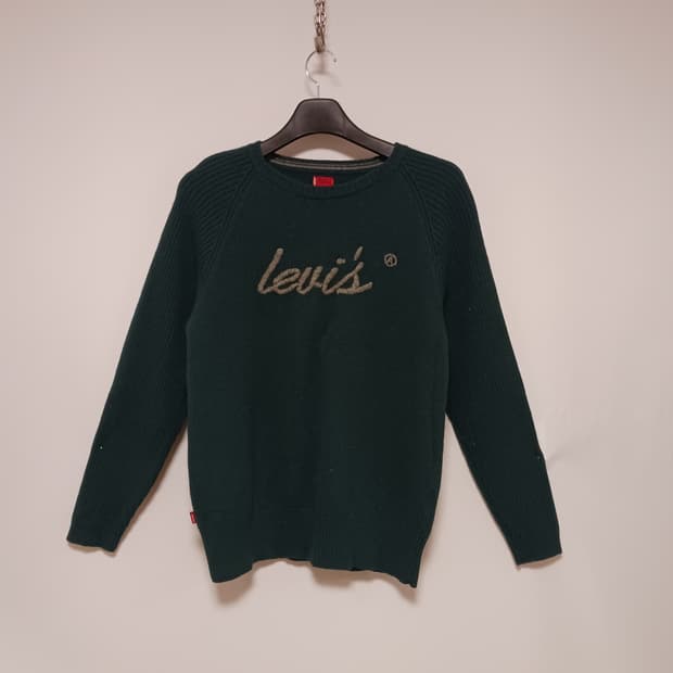 리바이스 풀오버 니트