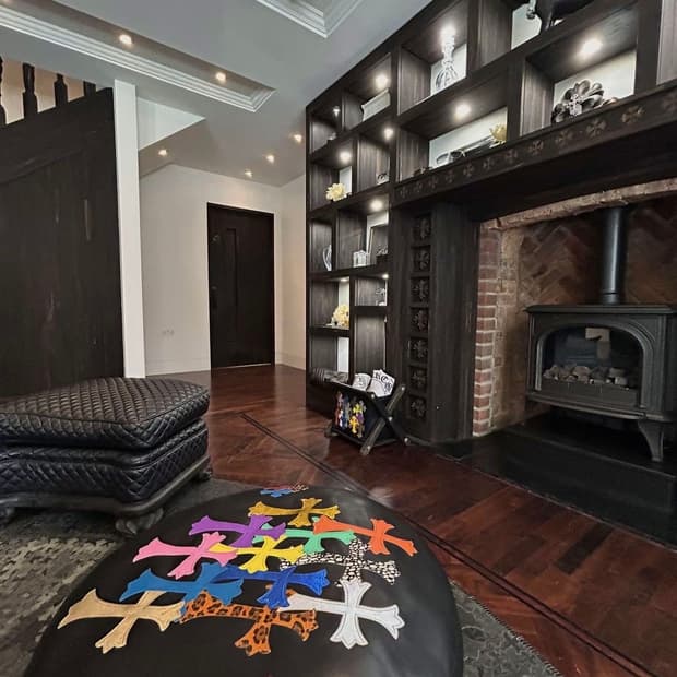 제 상점 물품으로 크롬하츠 교신 봅니다.