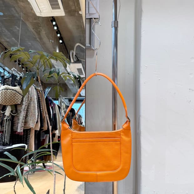 루이비통 오렌지 에삐 맛시 숄더백 