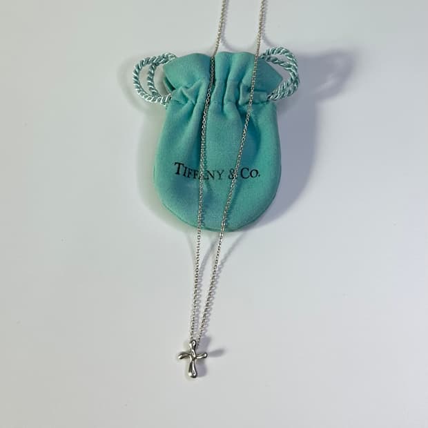 티파니앤코 엘사퍼레티 크로스 펜던트 실버 목걸이