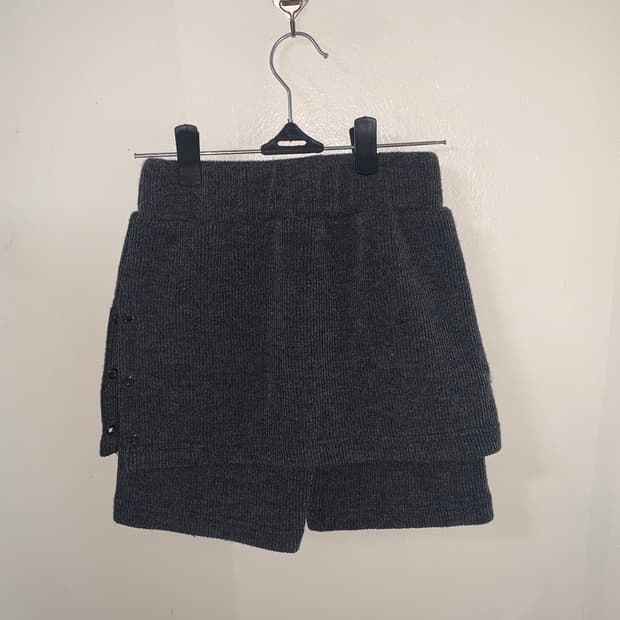 아일렛 스커트숏