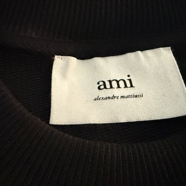 아미 하트 로고 스웨트셔츠 블랙 