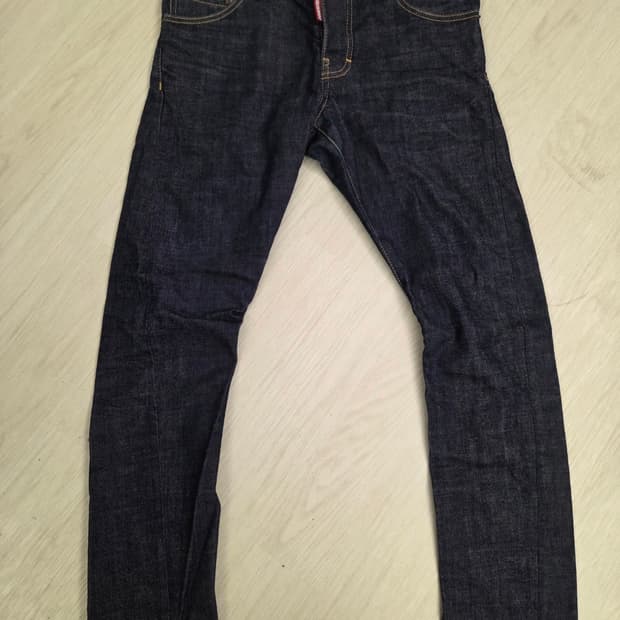 46 디스퀘어드 스키니 청바지