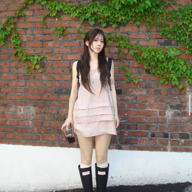 아워캐비넷 bibi mini ops /현재미판매