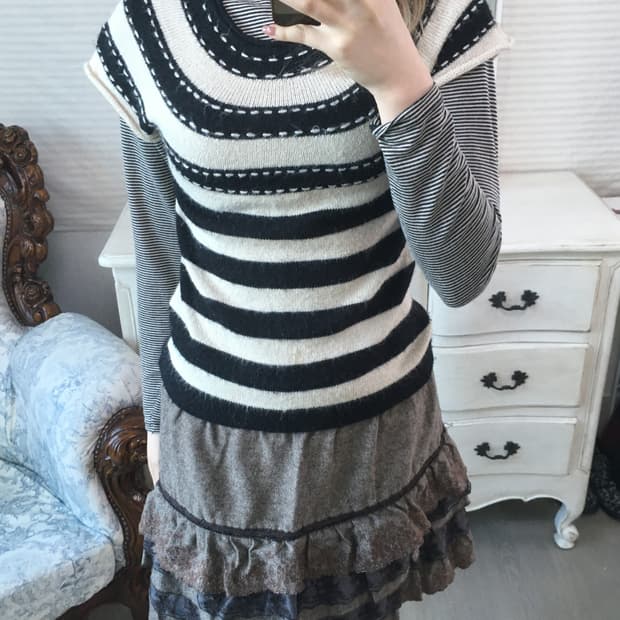 일본빈티지 블랙 아이보리 스티치 하프 니트