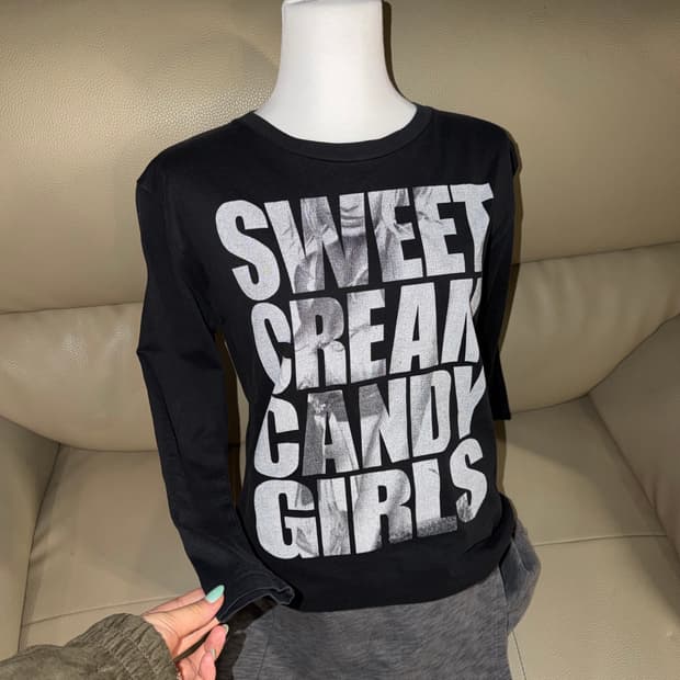 y2k lettering & printing detail tee